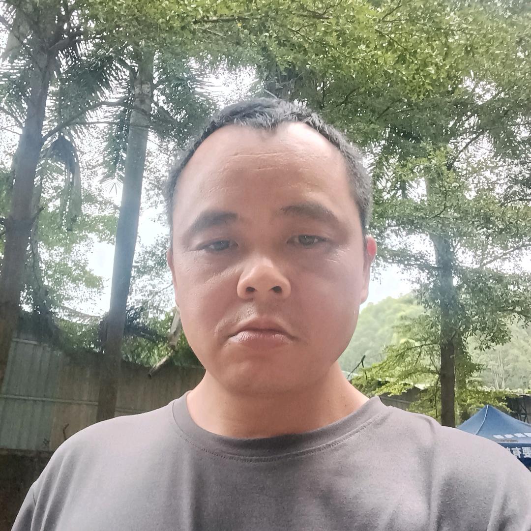曾明飘