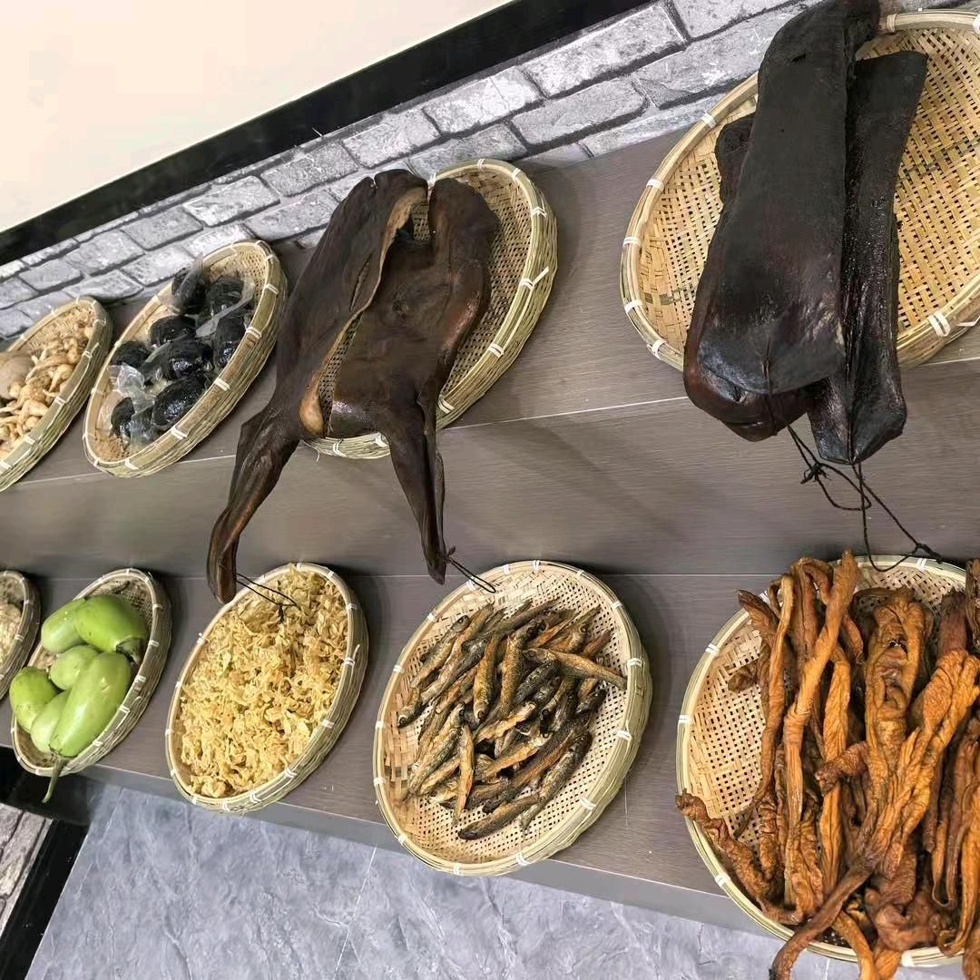 托克逊县乐惠食府（个体工商户）