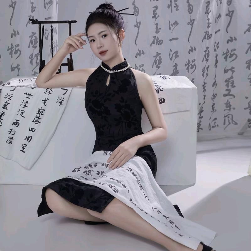 不能美得惊人，那就丑得勾魂