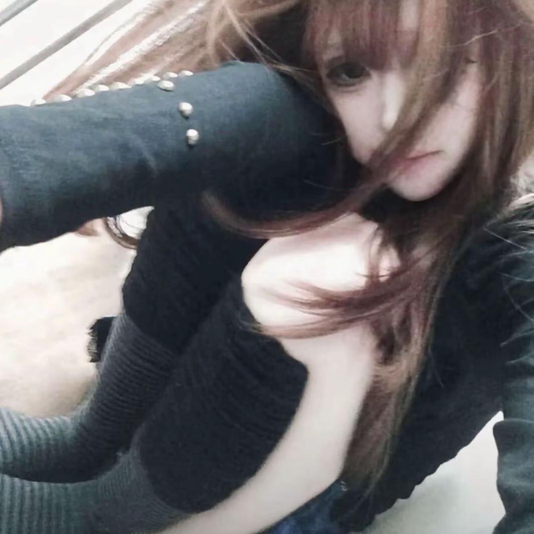 𝙍𝙝𝙖𝙥𝙨𝙤𝙙𝙮