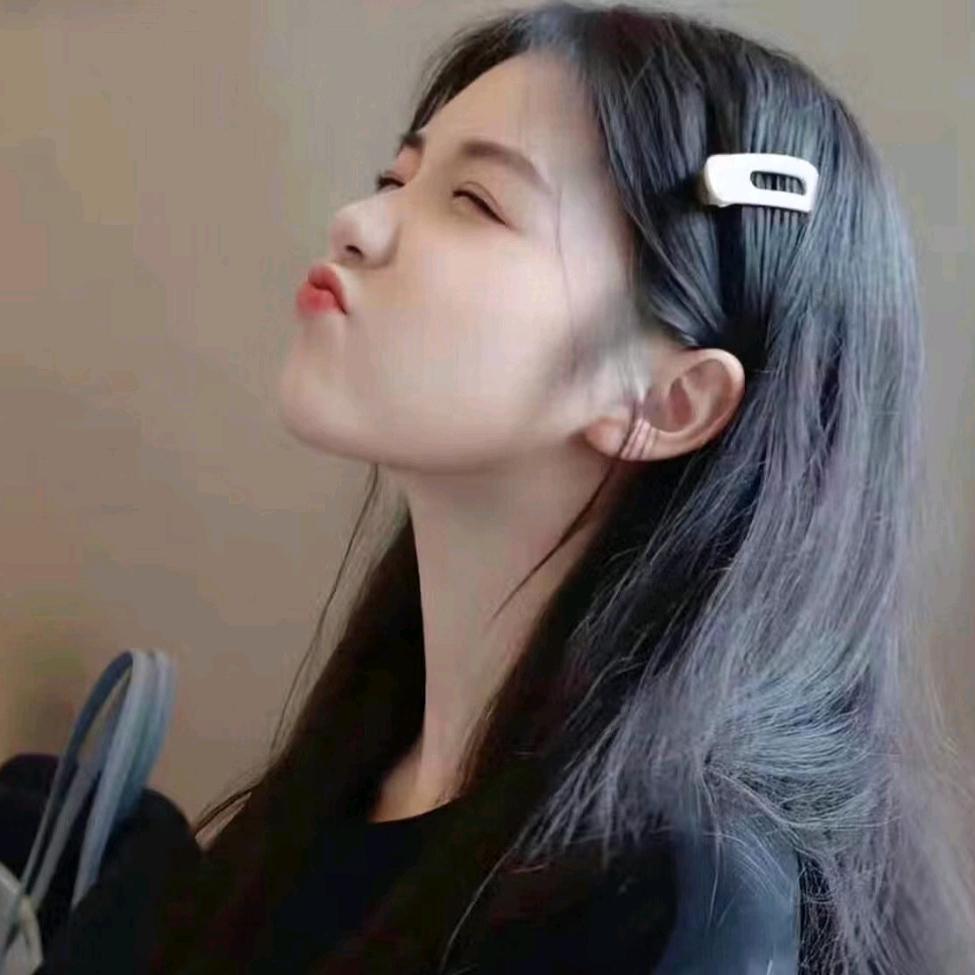 一见你就笑💋
