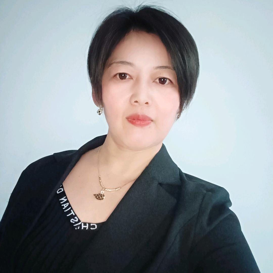 张  影  呀