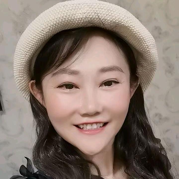 酒一姐（爱吹管）