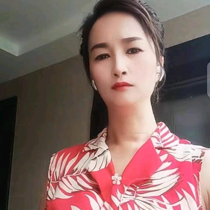 芬 姐