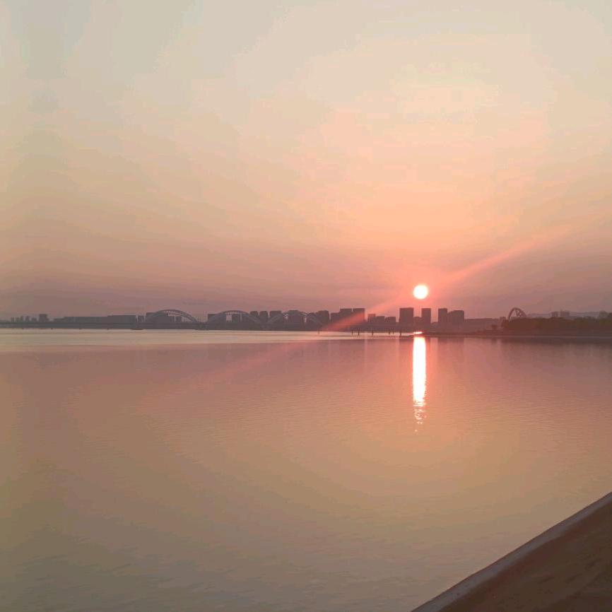 ღ᭄ ꧔ꦿ℘ 遇见