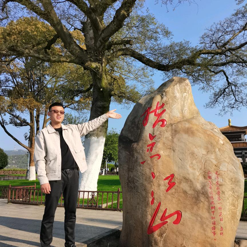 返乡人小彭