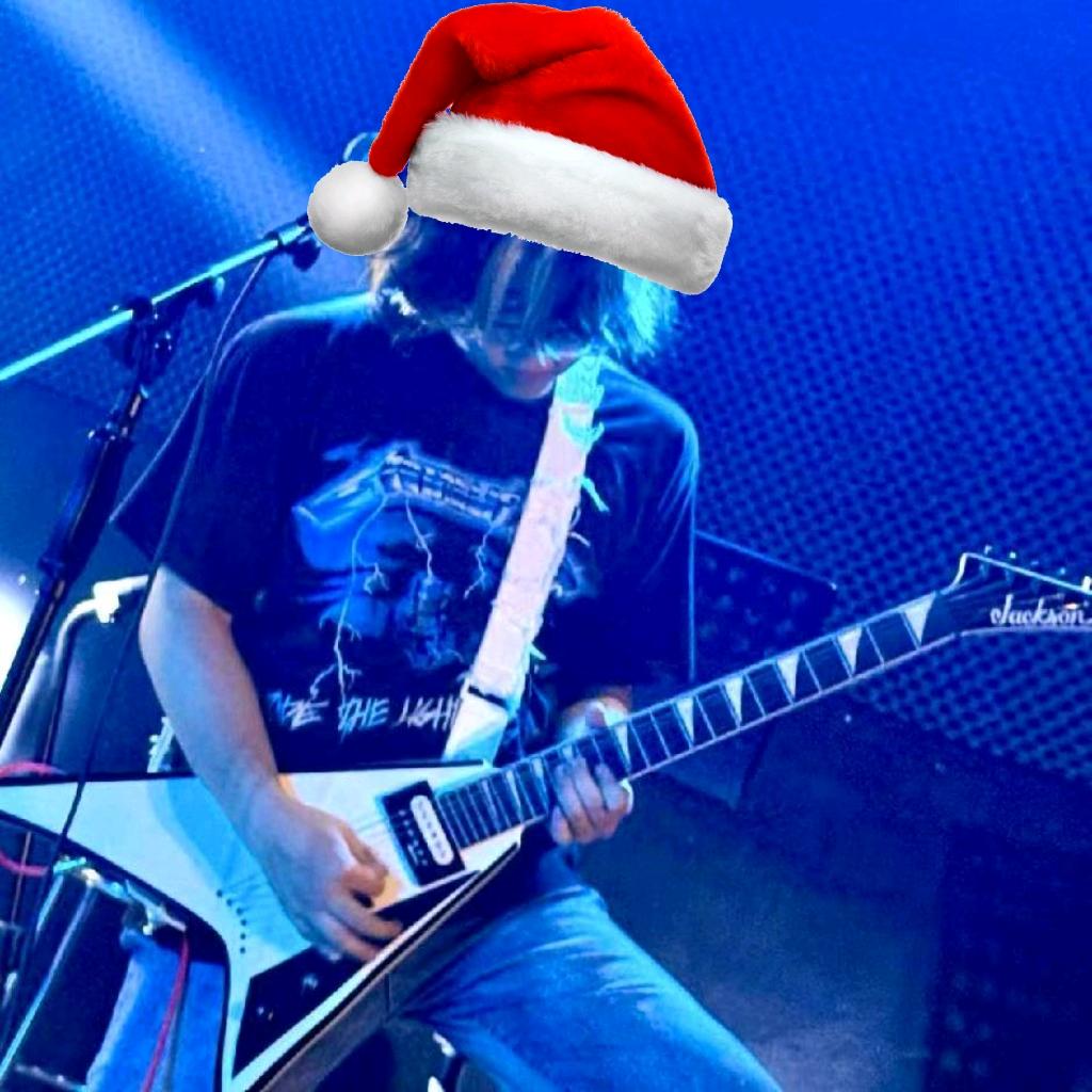 A苦茶居士（诚招金属鼓手）