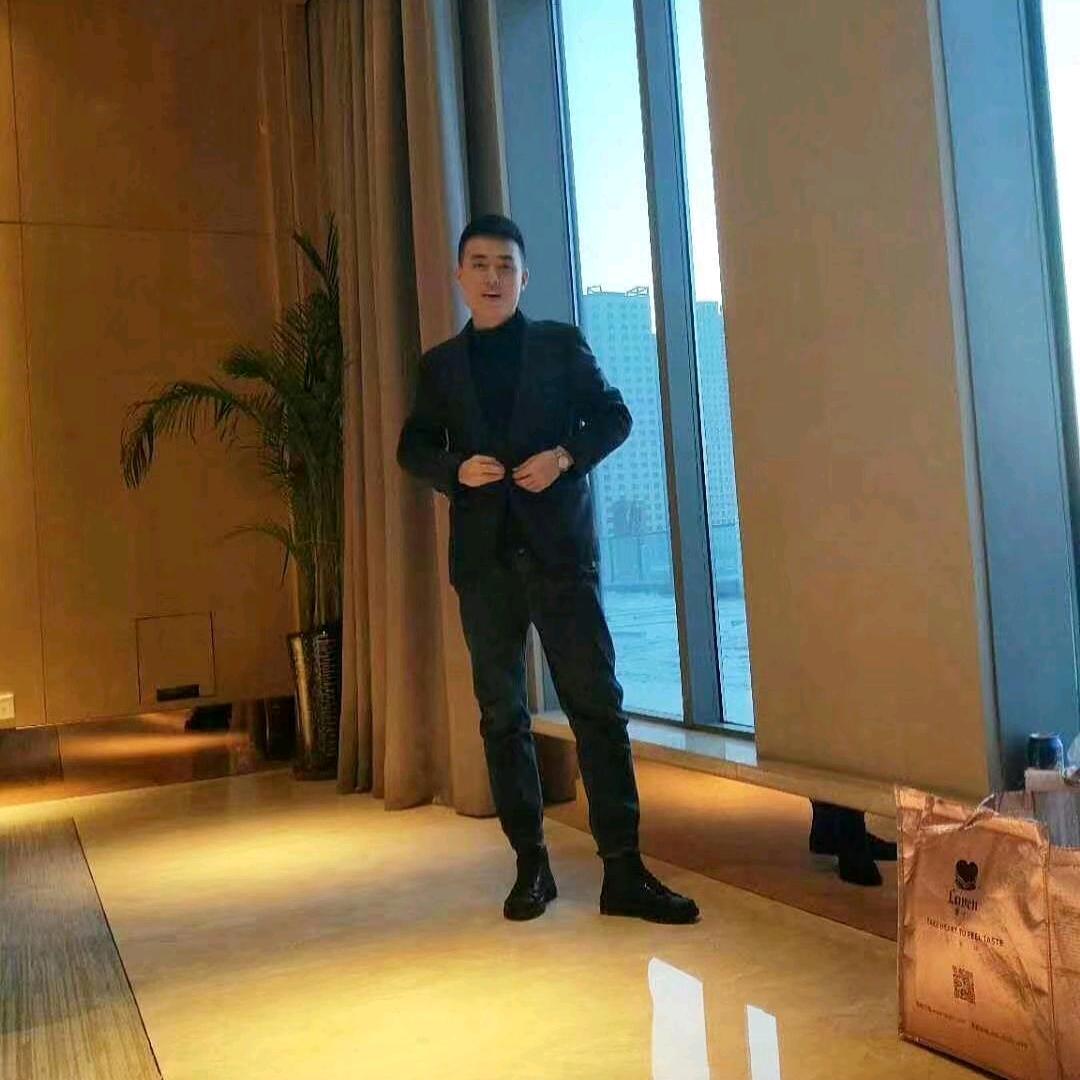 奔雷手文泰来