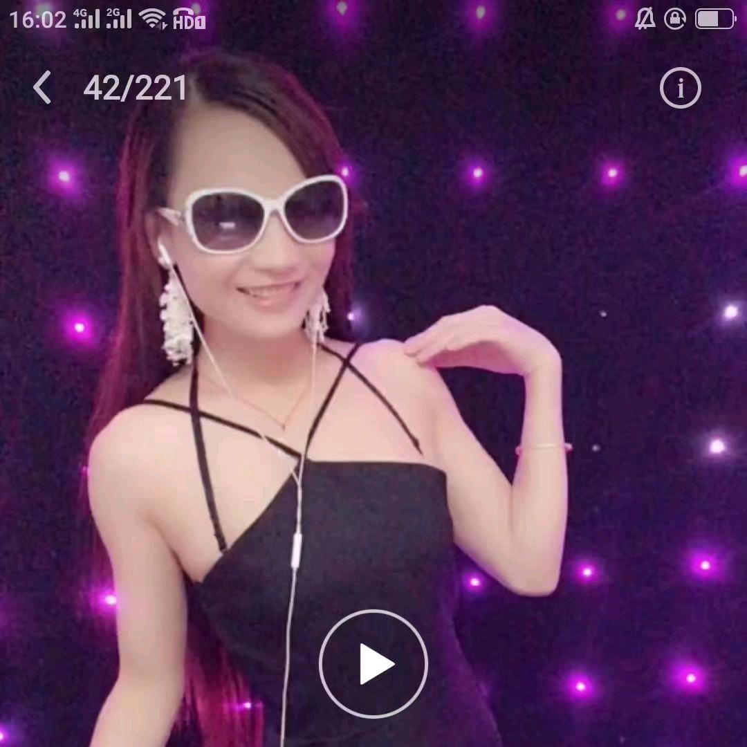 DJ彤彤