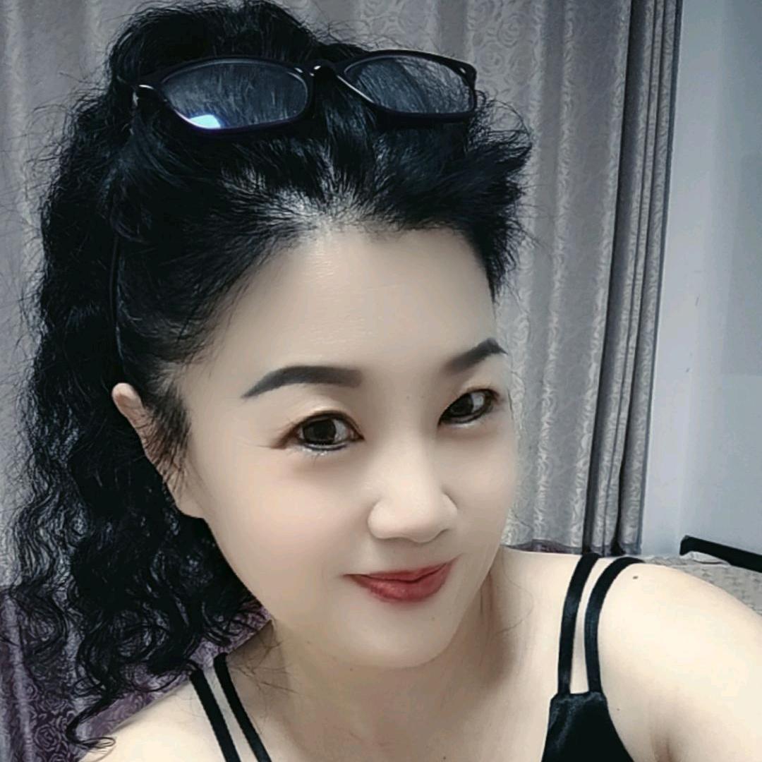 小鹿姐姐