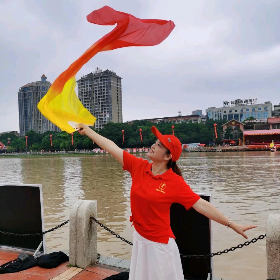 姐很拽