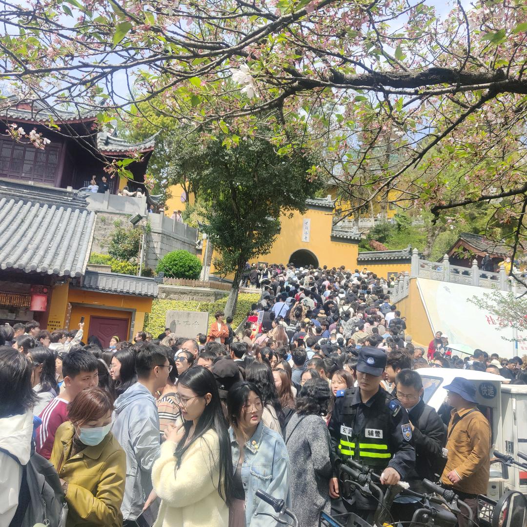 @醉看人生*^_^*