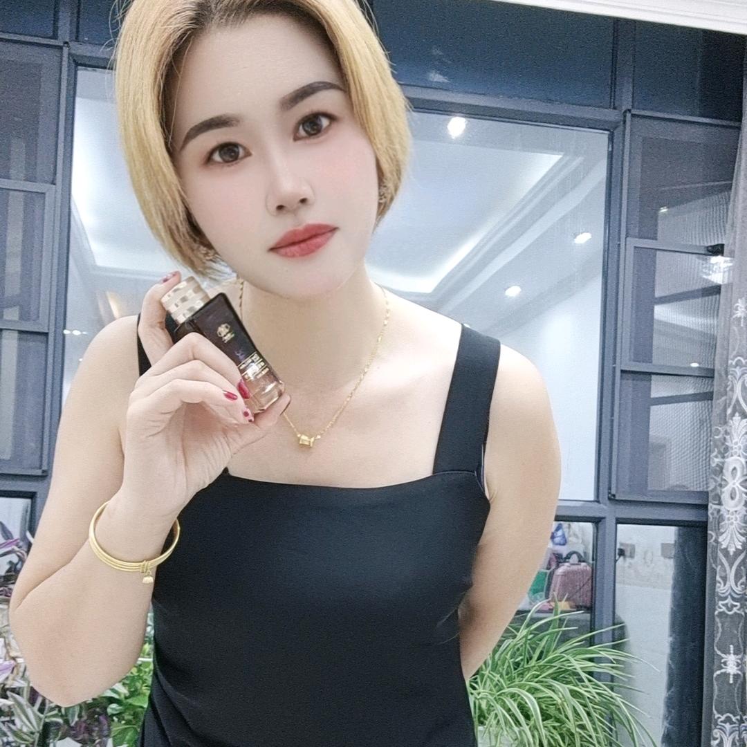 倩倩，（橱窗好物选购）