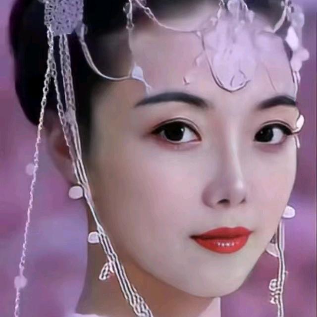 莉的裙摆💃🏿🌺