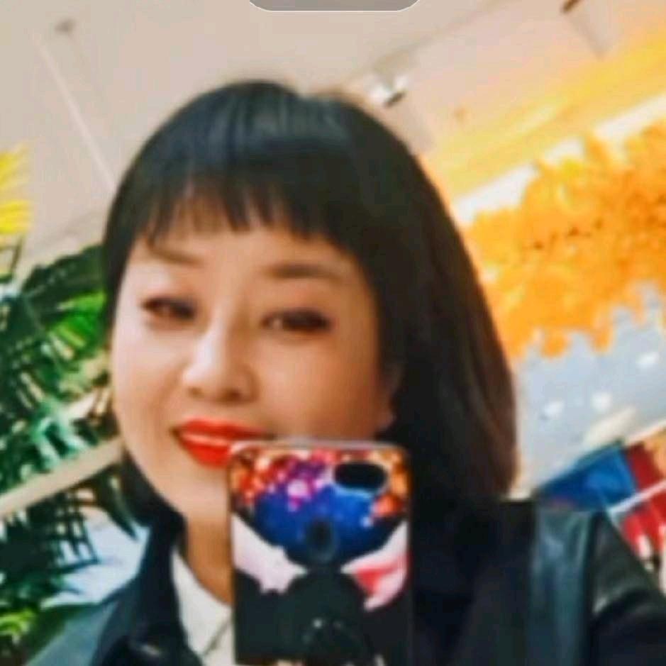 Yan美