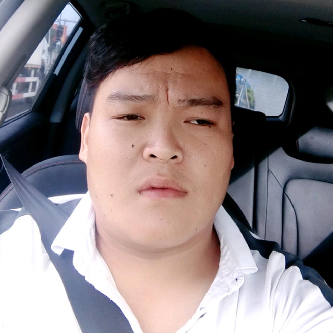 小俊哥（绿菜地助理）