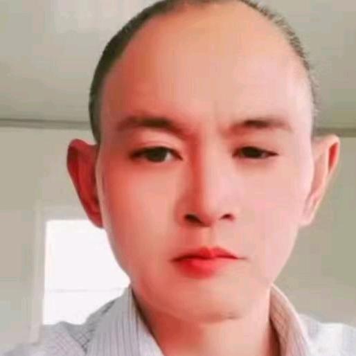 奔腾骏马