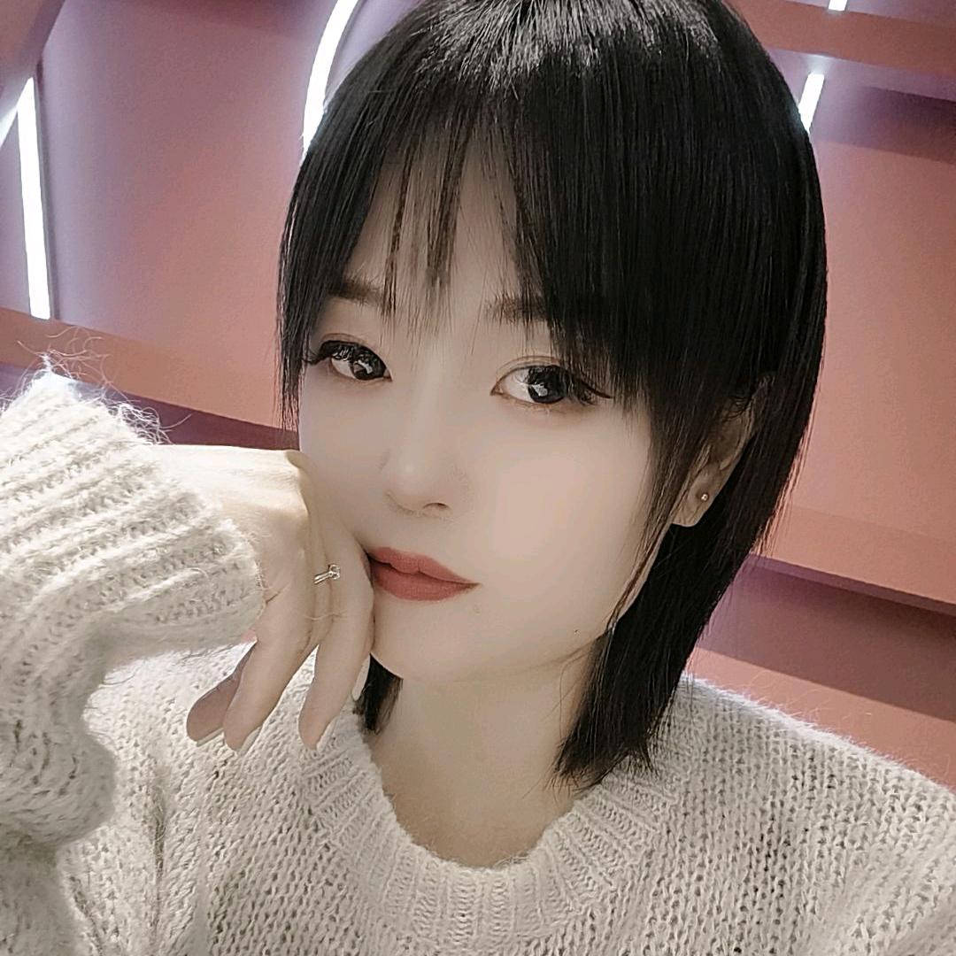 @李.李👸🏻