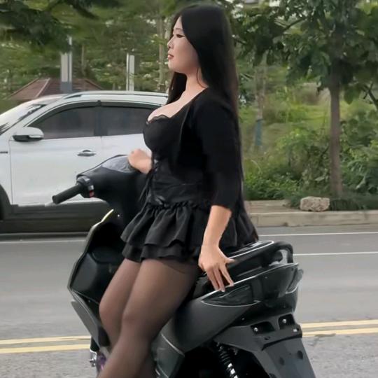 我开心快乐😊