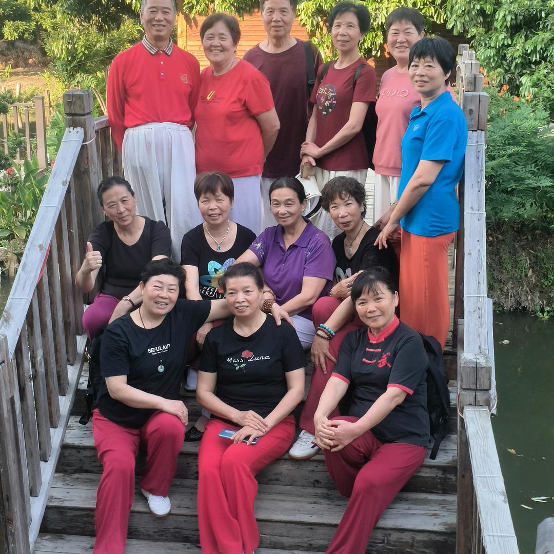 三脚架（每天13:13）