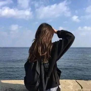 淡然一笑🍭(拒私聊)