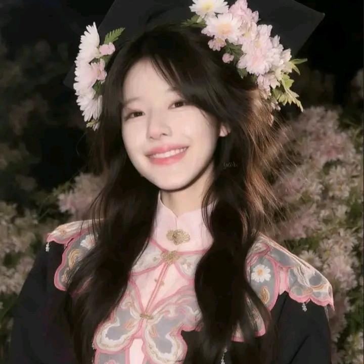 飞［露丝