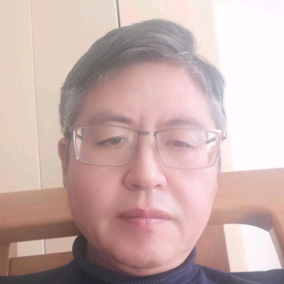 小楼一夜听春雨