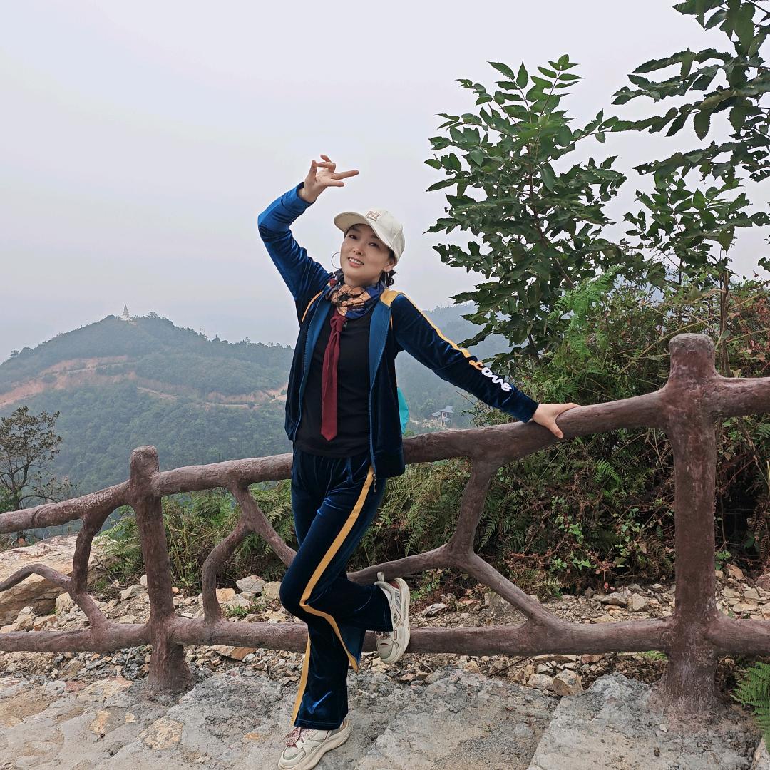 臻羽蝶美容头疗官方号