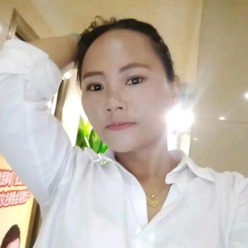䒑佳佳