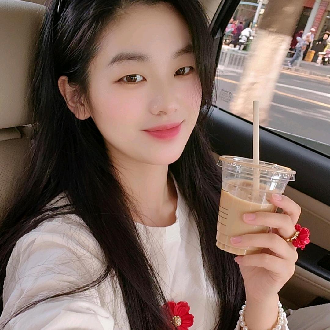 小吕的朋友圈💋🍭