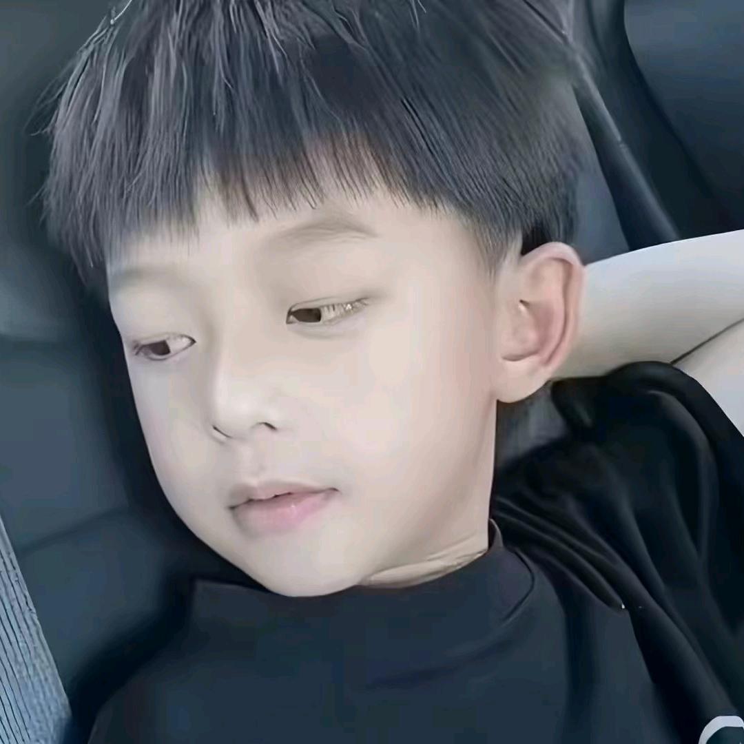 小趙