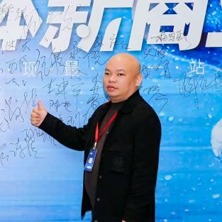 金城江卖瓷砖的老余哥