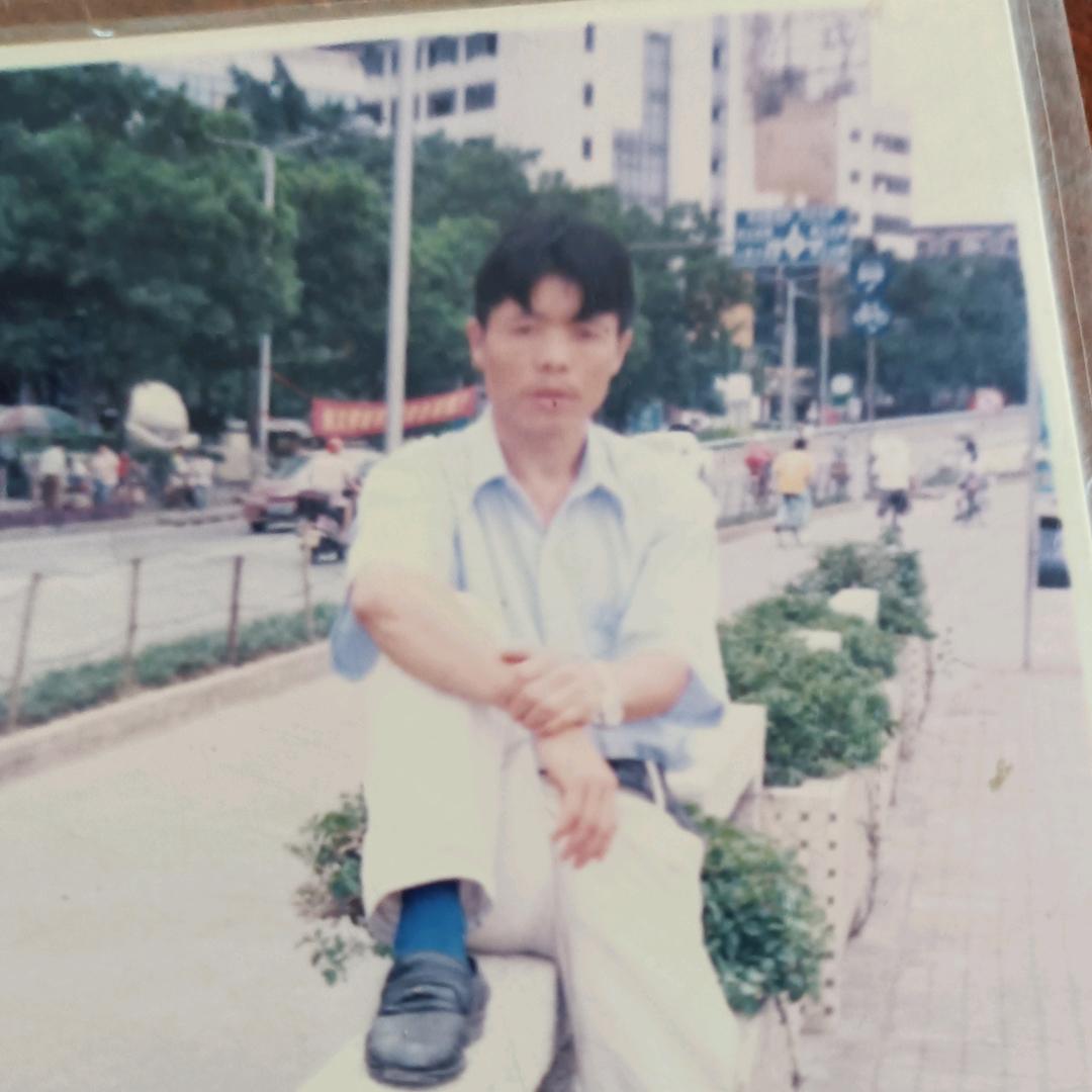 爱唱歌的老吴