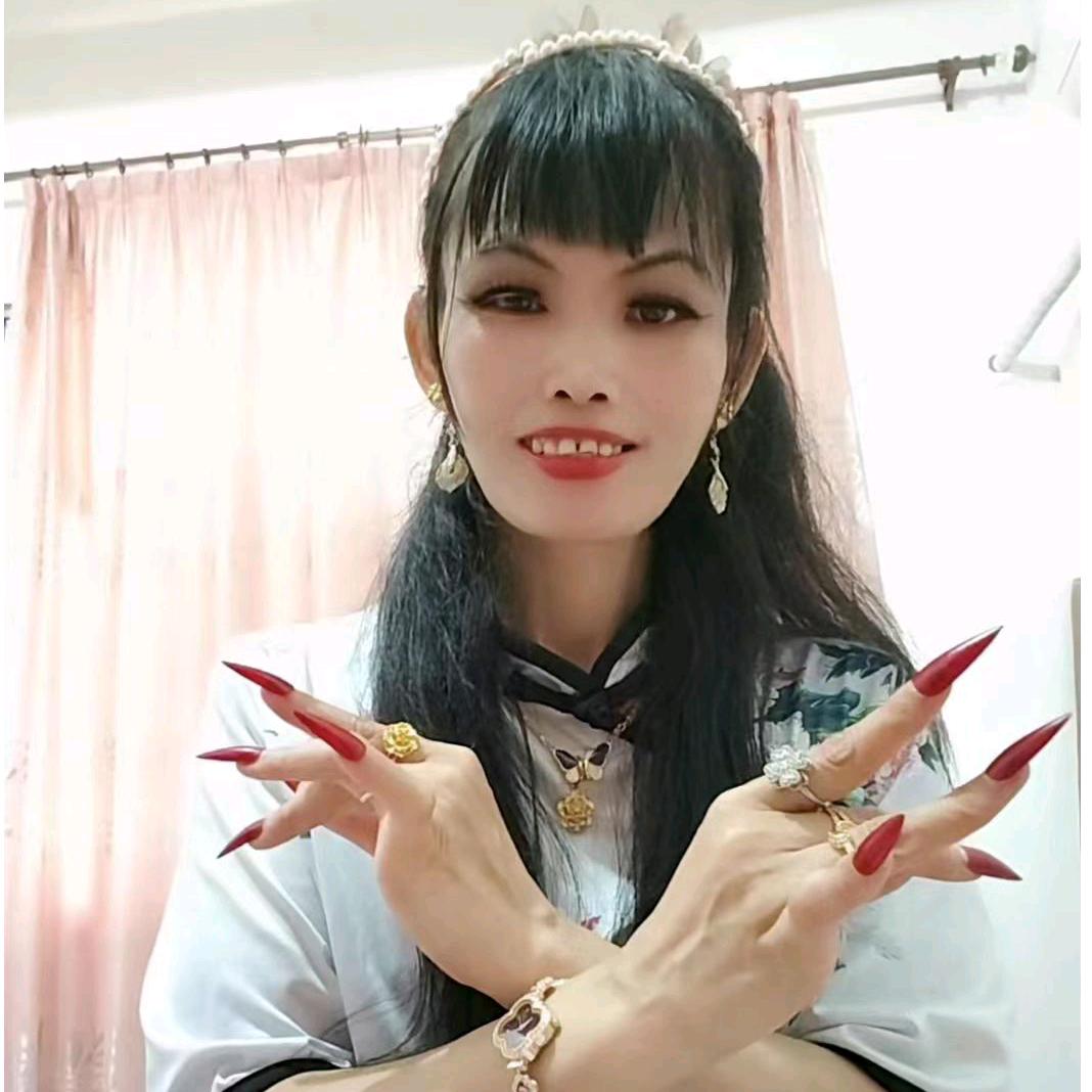 吉祥英妹6手势舞大号周三下午13:30播
