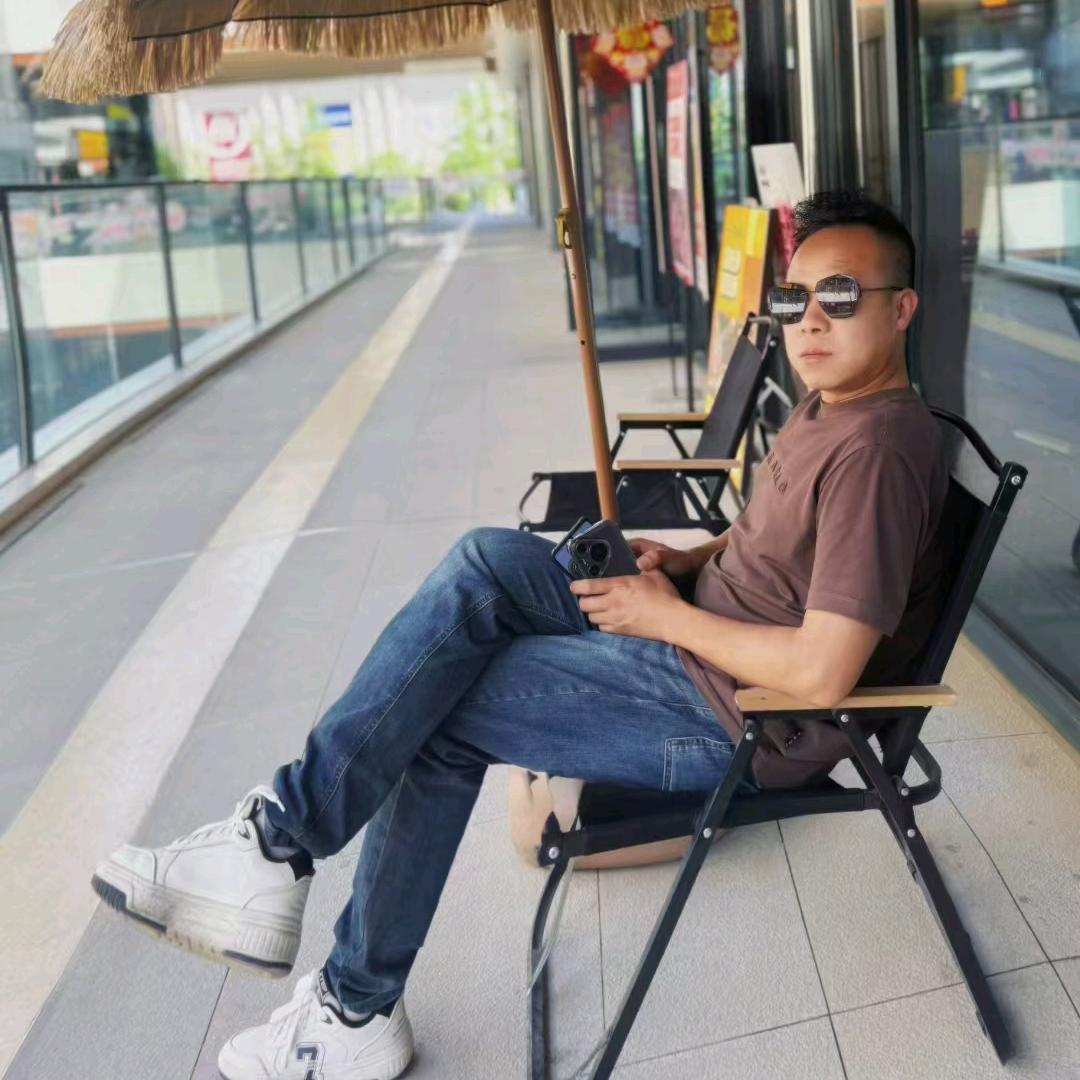 唐磊（石榴花园）