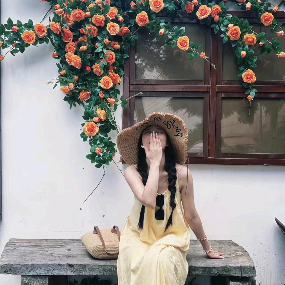 爱画画的桃子