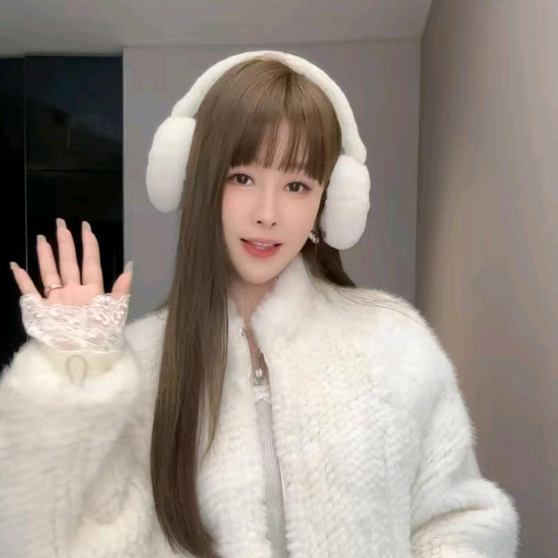 游鹿鹿（精选穿搭）