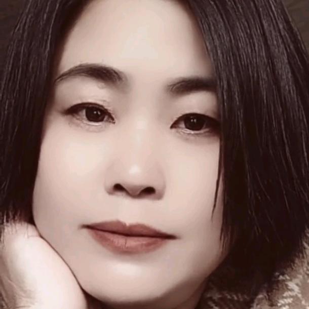 卖煤碳的李大姐