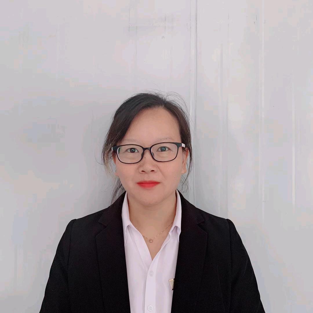 鴻驰驾校娜娜教练