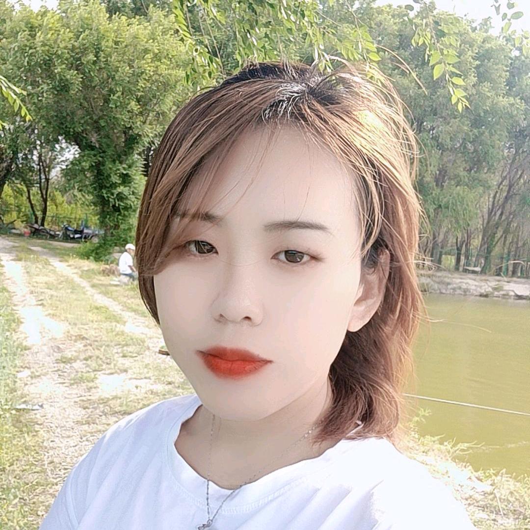 英子
