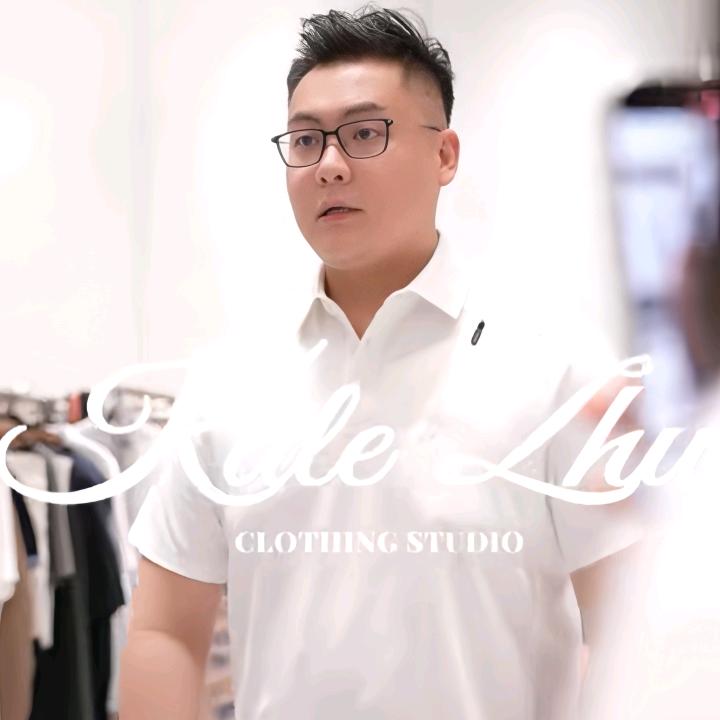 Kale Zhu-穿搭分享