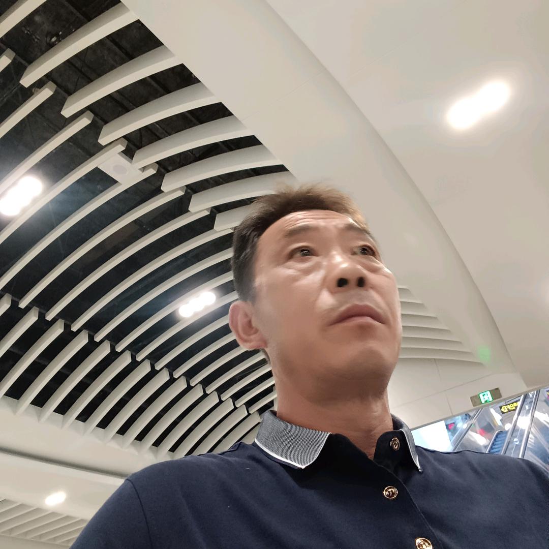 路过的陌生人