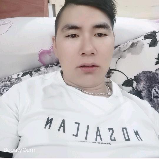 伤🌹透的🌹心就🌹像玻🌹璃碎🌹片