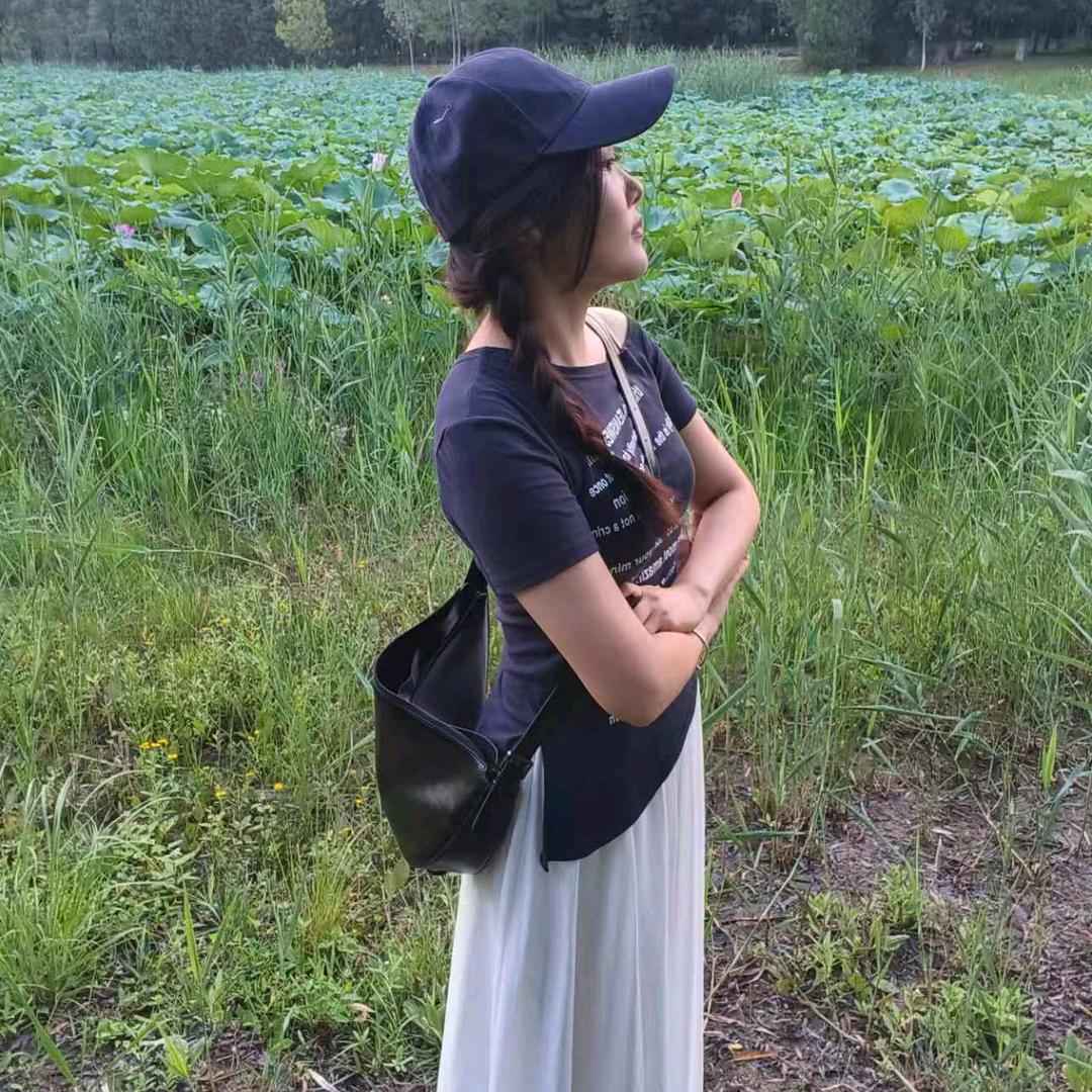 倚栏远眺