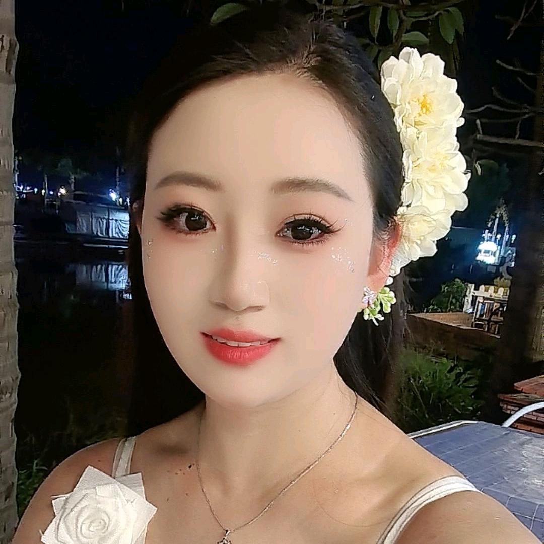 🌸陈大大🌸