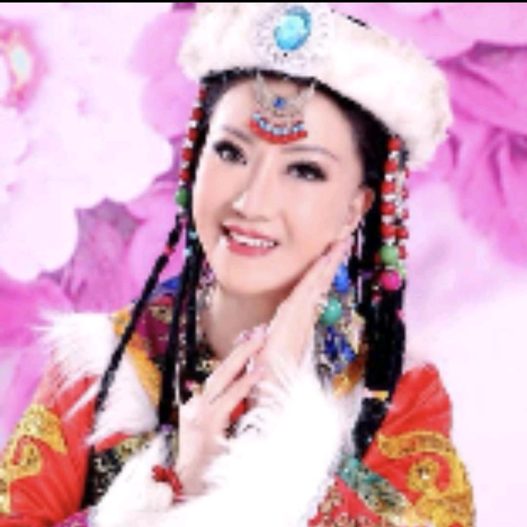 芳华艺术团团长