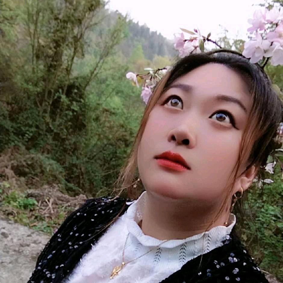 单身小拼搏买烧烤。