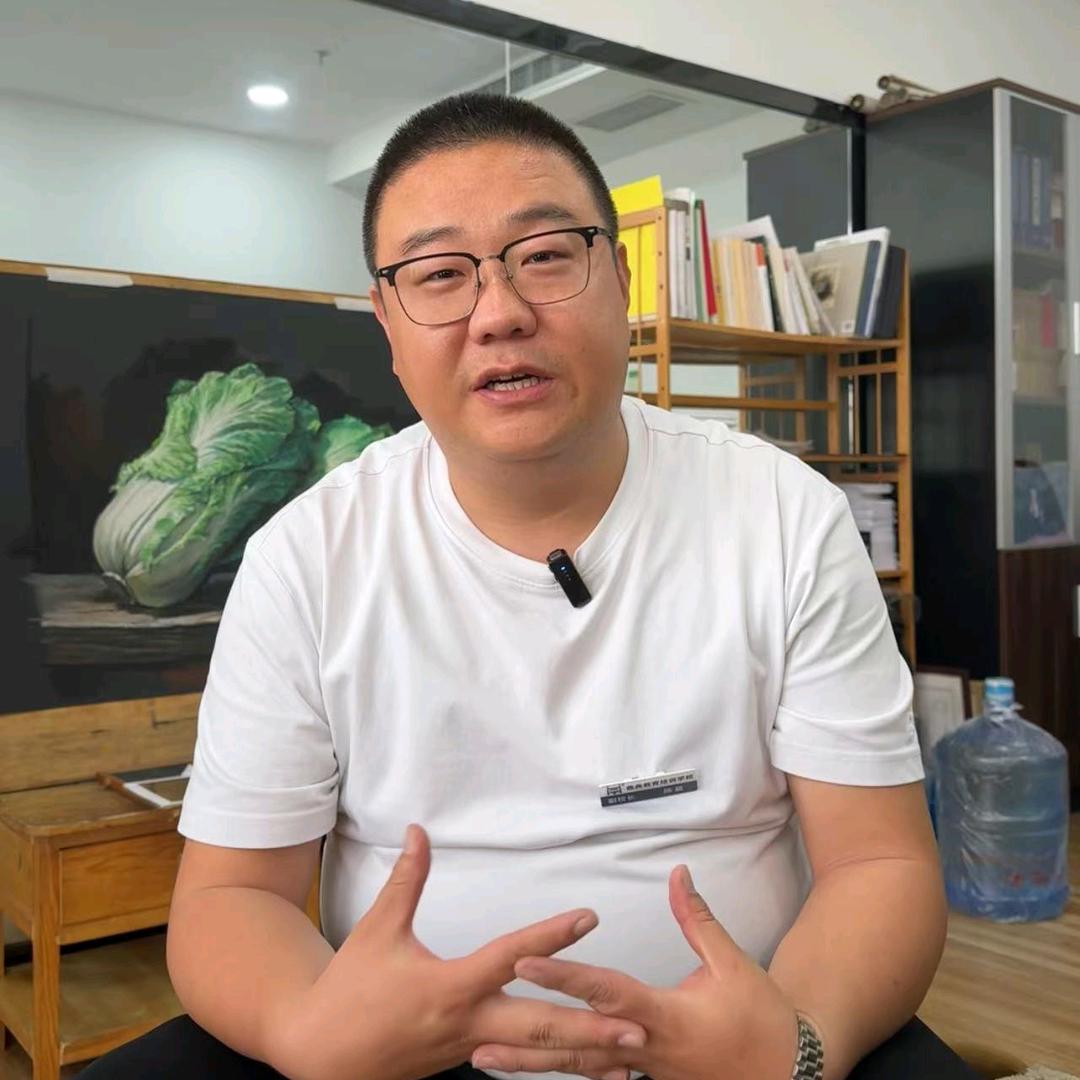 鼎典书画陈老师