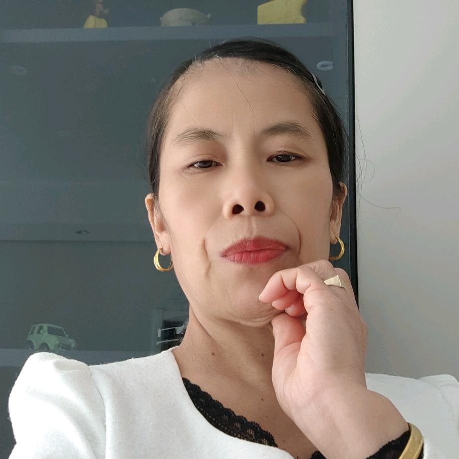 燕子姐每天小号《21.20》开播了