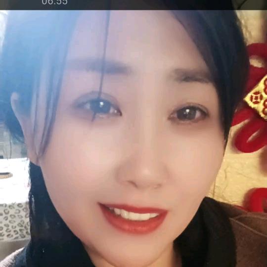 老姐爱唱歌